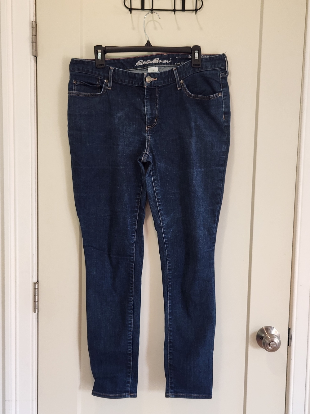 Eddie Bauer Women's Dark Blue Slightly Curvy Skinny Denim Jeans 14